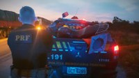 Durante comando realizado na BR-070, a PRF apreendeu motocicleta com os elementos identificadores adulterados