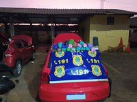 Em abordagens diferentes, PRF em Mato Grosso apreende drogas em tanque de combustível de veículo e em latas de alumínio com passageiro de ônibus que seguia para Goiás