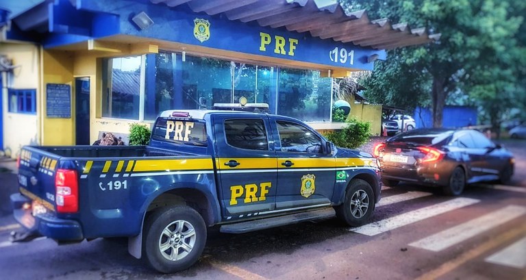 Na sexta-feira (05), nossa equipe da PRF apreendeu um veículo com os elementos identificadores alterados