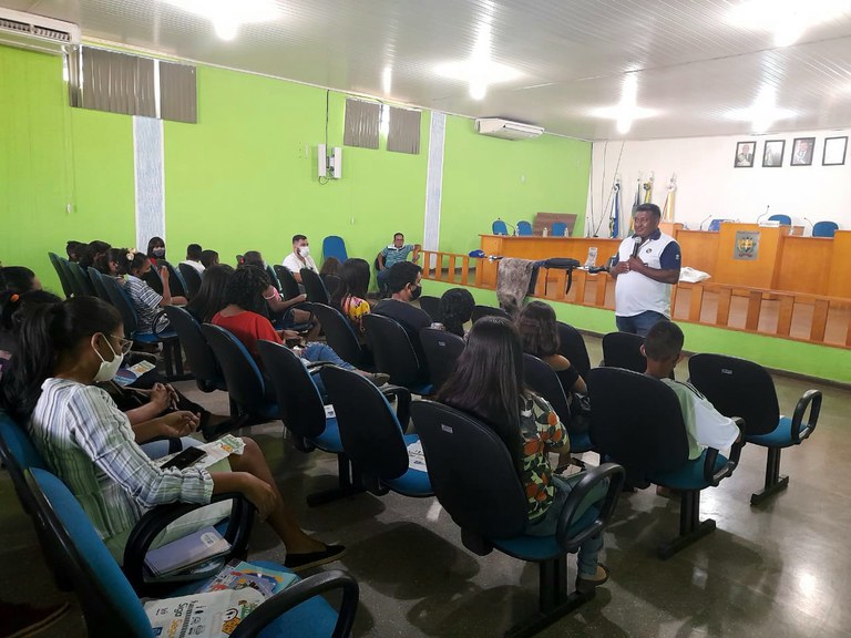 Peixoto de Azevedo, recebe ação educativa da PRF e parceiros. (3).jpeg