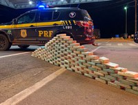 PRF apreende mais de 140kg de drogas em Rondonópolis/MT