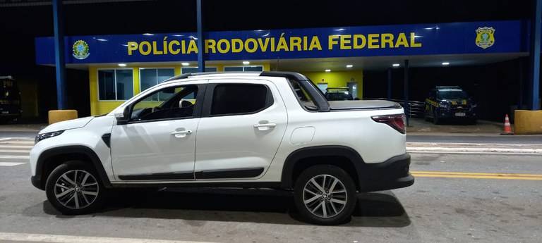 PRF prende homem de 27 anos por adulteração de elementos de identificação e receptação de veículo roubado
