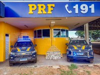 PRF apreende mais de 200 kg de drogas e prende dois homens na BR-070, em Poxoréu (MT)