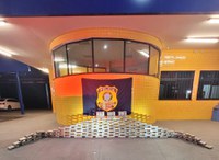 PRF apreende quase 150 kg de cocaína em carga de caroço de algodão na BR-070