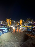 PRF e Polícia Civil recuperam no interior de Mato Grosso escavadeiras furtadas no Rio de Janeiro