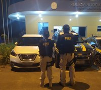 PRF em Leopoldina (MG) recupera veículo furtado no estado do Rio de Janeiro