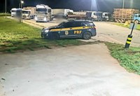 PRF flagra 182 toneladas de excesso de peso durante fiscalização de veículos de carga em Lavras (MG)