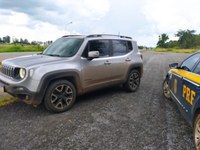 Jeep furtado no Rio de Janeiro é recuperado pela PRF na BR 262 em Minas Gerais