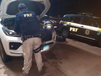 PRF recupera Hilux SW4 furtada e prende o motorista em Nova Lima (MG)