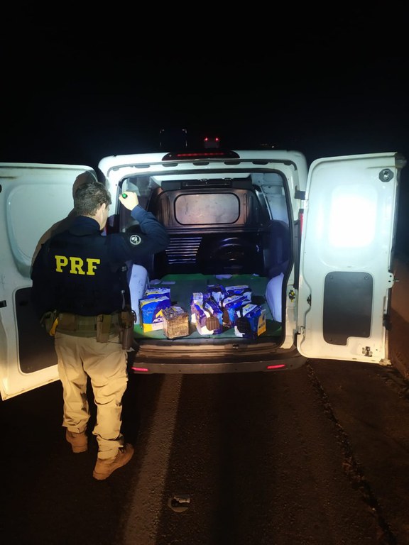 Saque de carga Itatiaiuçu.jpeg