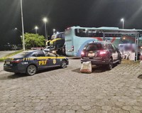 PRF e RF apreendem equipamentos eletrônicos durante ação na rodovia Fernão Dias em Oliveira (MG)