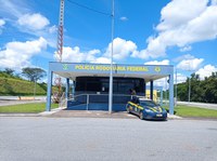 Procurado da Justiça é detido ao efetuar serviço hidráulico em Unidade Operacional da PRF em Perdões (MG)