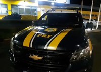 PRF prende 3 pessoas com 200 quilos de maconha em Uberaba (MG)