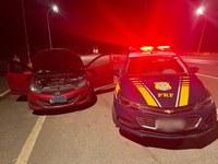 Em Araxá (MG), PRF prende homem e recupera veículo produto de crime em São Paulo (SP)