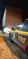 Em Leopoldina (MG), PRF apreende semirreboque com adulteração de sinal identificador