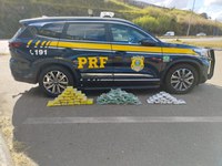 PRF apreende mais de 30 quilos de drogas em fundo falso de veículo na BR-262 (MG)