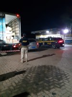 PRF e PMMG prendem 6 integrantes de quadrilha de roubo de carga no norte de Minas