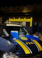 PRF prende passageiro de ônibus com 16 tabletes de maconha na bagagem em Patos de Minas (MG)