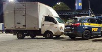 PRF recupera veículo de carga furtado em Belo Horizonte e prende 3 pessoas na Fernão Dias