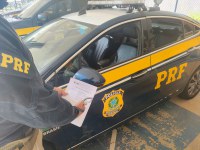 Em Pouso Alto (MG), PRF prende passageiro procurado pela Justiça