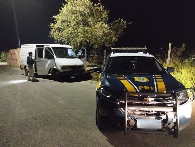 Sprinter Recuperada em Oliveira.jpeg