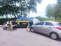 HB 20 e Honda Bis furtados em SP são recuperados pela PRF na BR 365 em Patos de Minas (MG)
