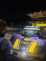 PRF apreende cerca de 13 kg de maconha dentro de ônibus interestadual em Patos de Minas (MG)