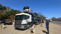 PRF realiza programa de nivelamento com foco no enfrentamento às fraudes veiculares no norte de Minas Gerais