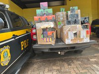 PRF apreende 1.500 cigarros eletrônicos na BR 153 em Monte Alegre de Minas (MG)