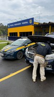 PRF recupera na BR 146, em Poços de Caldas (MG), Nissan Frontier furtada em São Paulo (SP)