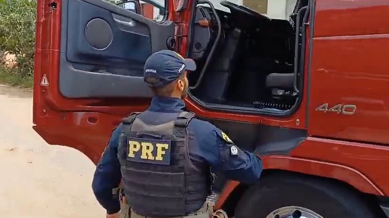 WhatsApp Image 2025-02-17 at 09.03.35.jpeg