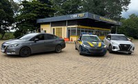 PRF prende motoristas e recupera 2 veículos alugados e não devolvidos