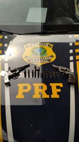 PRF prende quatro homens e apreende armas, munições e droga na BR-040, em Paracatu/MG