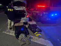 Motorista de aplicativo é detido transportando Maconha e Skunk na BR 381 em Extrema (MG)