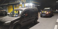 PRF e PMMG recuperam Fiat/Doblò roubado e prendem condutor na BR-381 em Jaguaraçu (MG)