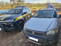 PRF prende um homem com veículo clonado em Nova Lima (MG)