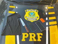 Dupla rouba celular em Carmópolis de Minas (MG) e é presa pela PRF na Fernão Dias
