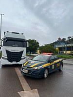 Caminhoneiro procurado da Justiça por Embriaguez ao volante e Dano Qualificado é detido pela PRF na BR-381 em Betim (MG)