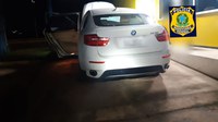 PRF apreende BMW clonada em Itatiaiuçu (MG)