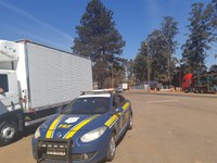 PRF-MG escolta nova remessa com quase 500 mil doses de vacinas contra a Covid-19