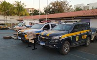 Operação conjunta entre PRF e PMRV apreende 50 quilos de cloridrato de cocaína em Curvelo (MG)