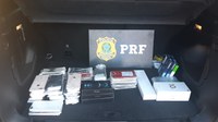 PRF apreende carga de celulares sem nota fiscal avaliada em  R$ 100 mil em Juiz de Fora (MG)