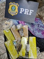 PRF apreende maconha e pasta base de cocaína, em Patos de Minas (MG)