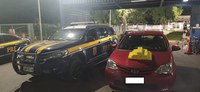 PRF apreende 13 quilos de maconha em Uberaba (MG)