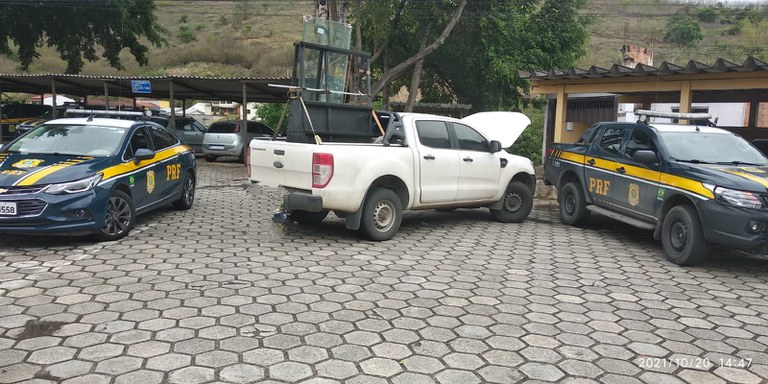 PRF apreende caminhonete Ford Ranger XL com placas clonadas