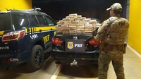PRF apreende aproximadamente 50kg de pasta base de cocaína em Sete Lagoas (MG)