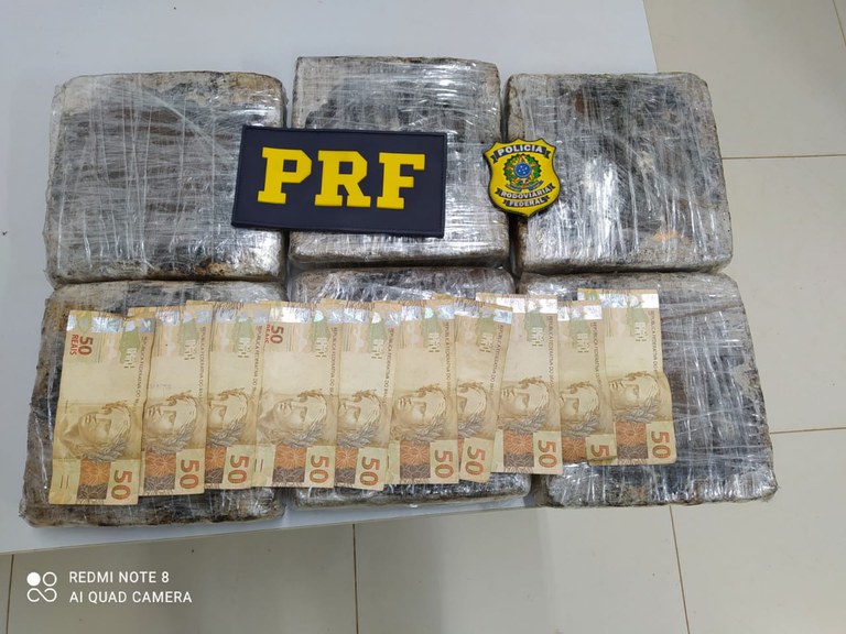 PRF apreende 10 kg de maconha em ônibus interestadual, no município de Santarém/PA