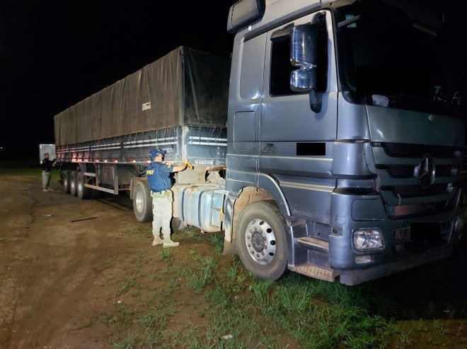 Transporte madeira ilegal 1.jpg