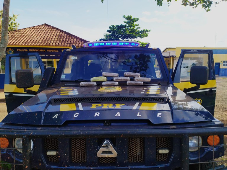 PRF apreende cerca de 12 kg de maconha em Altamira/PA