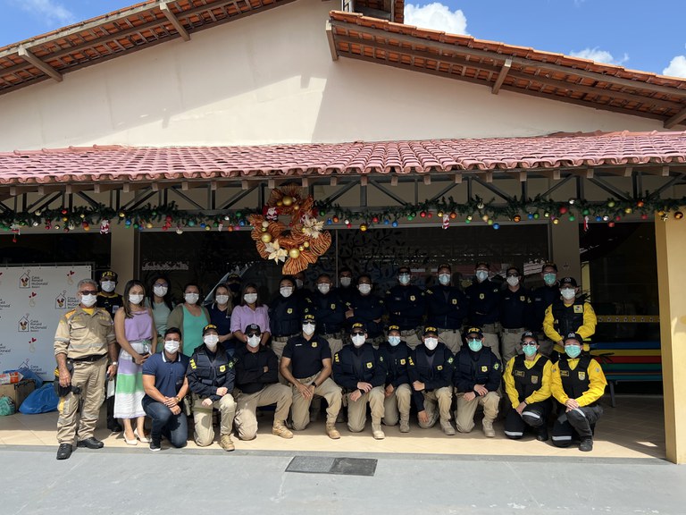 Entrega dos itens da campanha.JPG